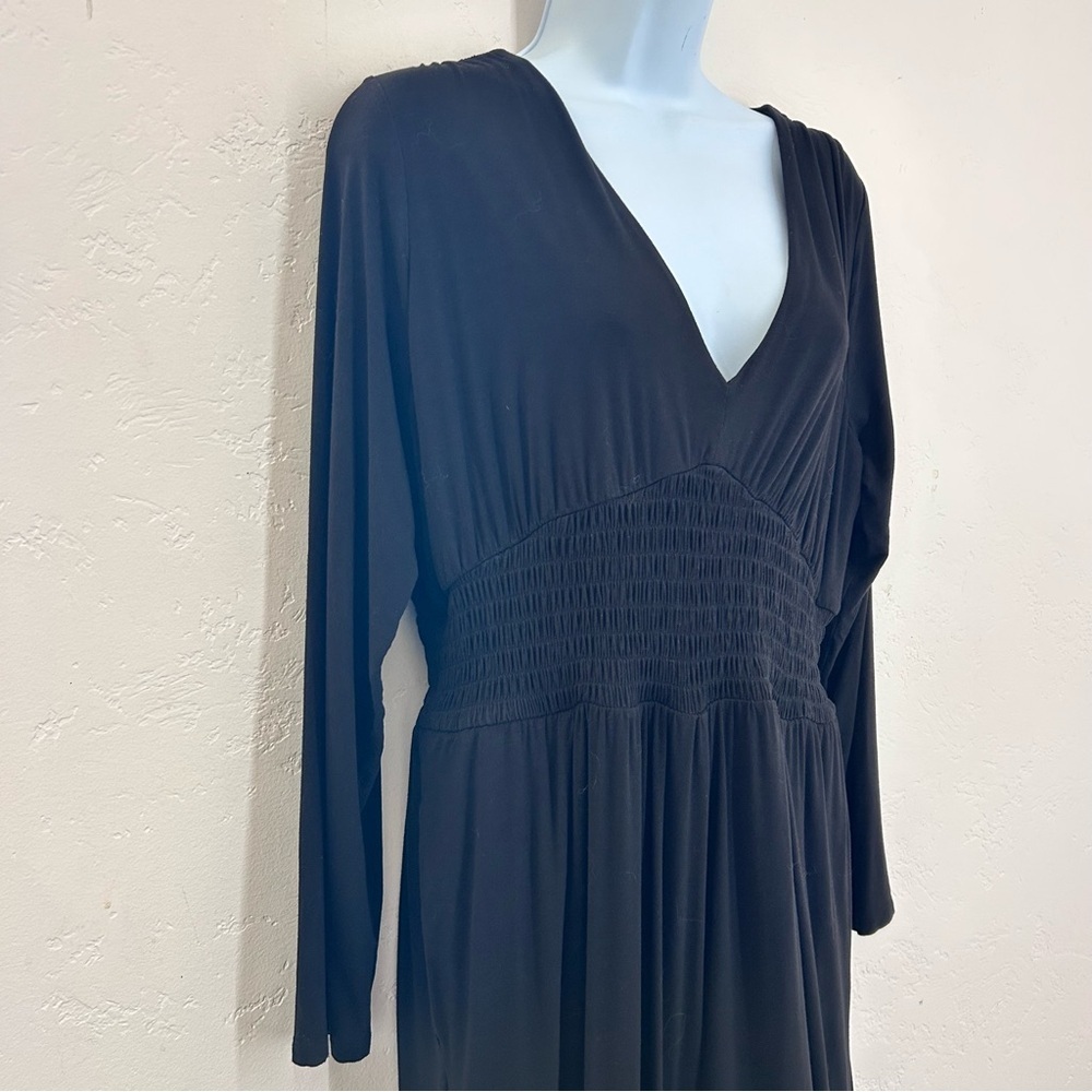 Old Navy Waist-Defined V-Neck Jumpsuit Black Size L Wide Leg Witchy - Picture 5 of 11